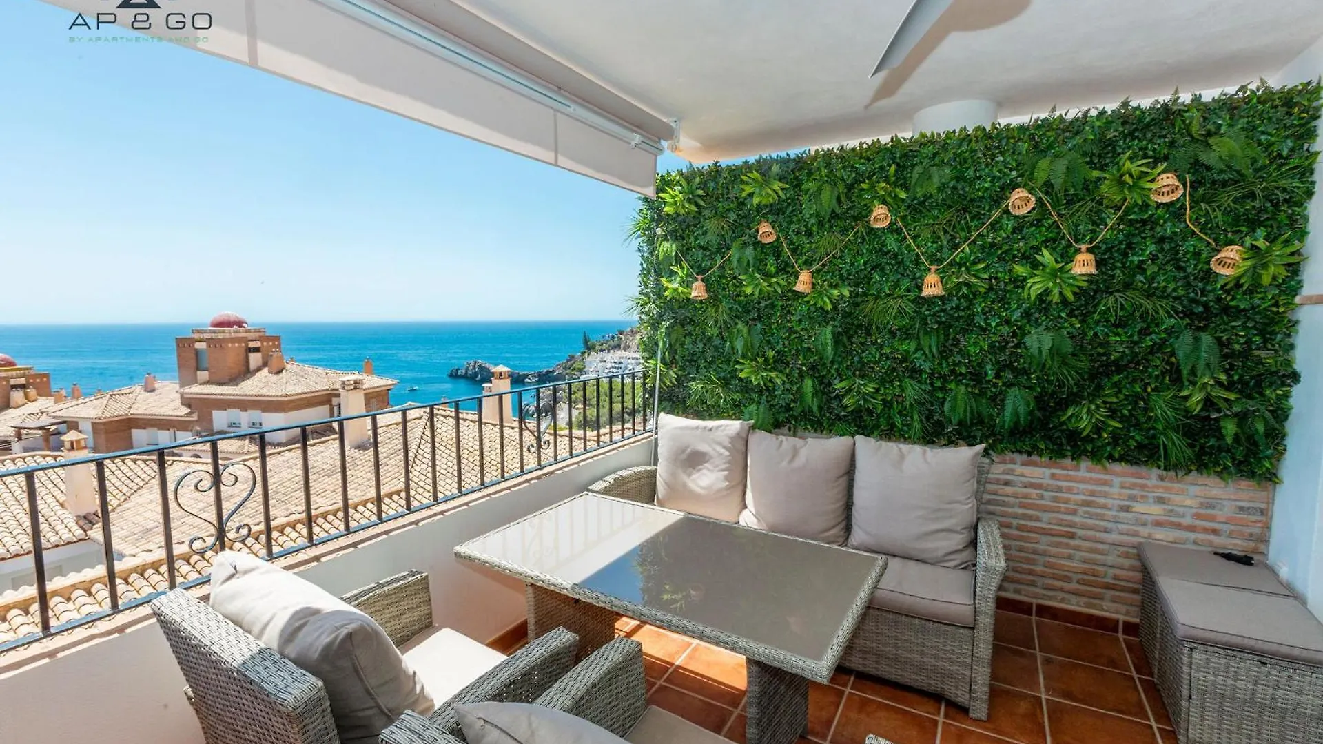 Adnania Seaviews & Pool Apartment Almunecar 0*,