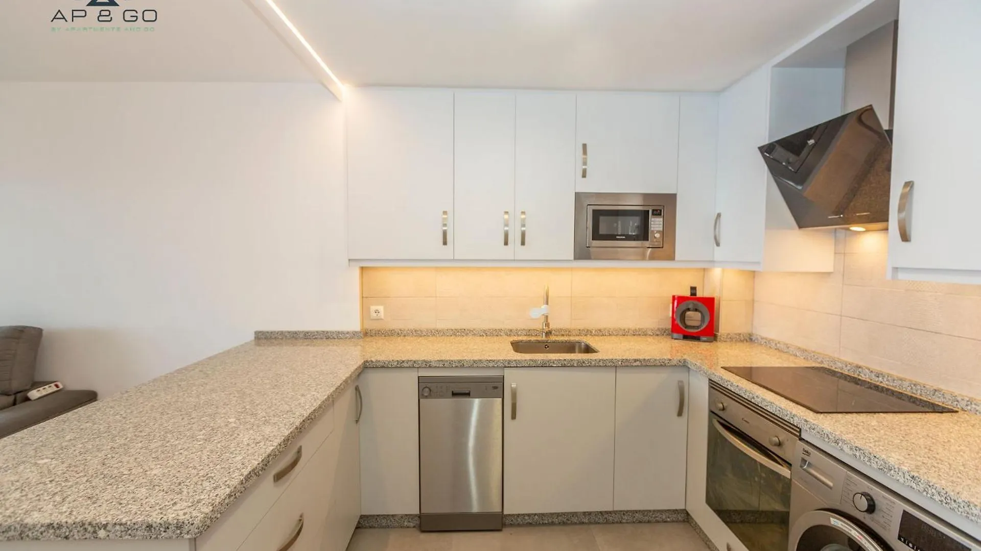 Adnania Seaviews & Pool Apartment Almunecar