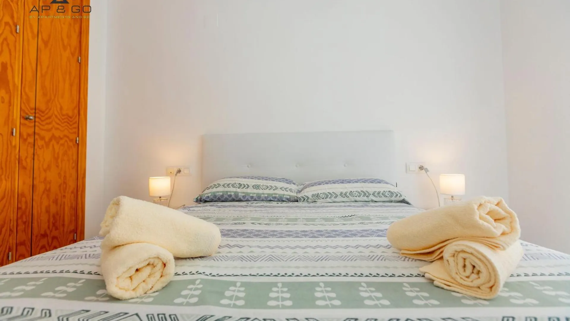 Adnania Seaviews & Pool Apartment Almunecar