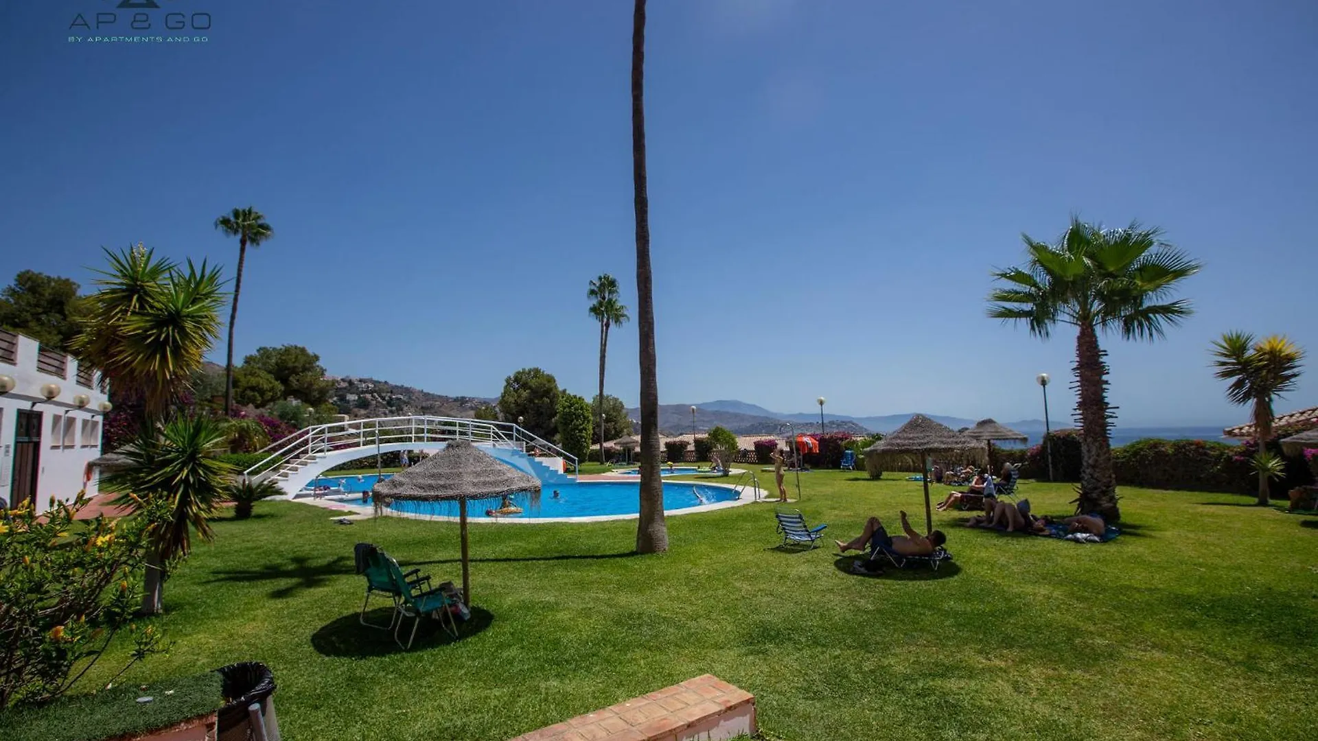 Adnania Seaviews & Pool Apartment Almunecar 0*,