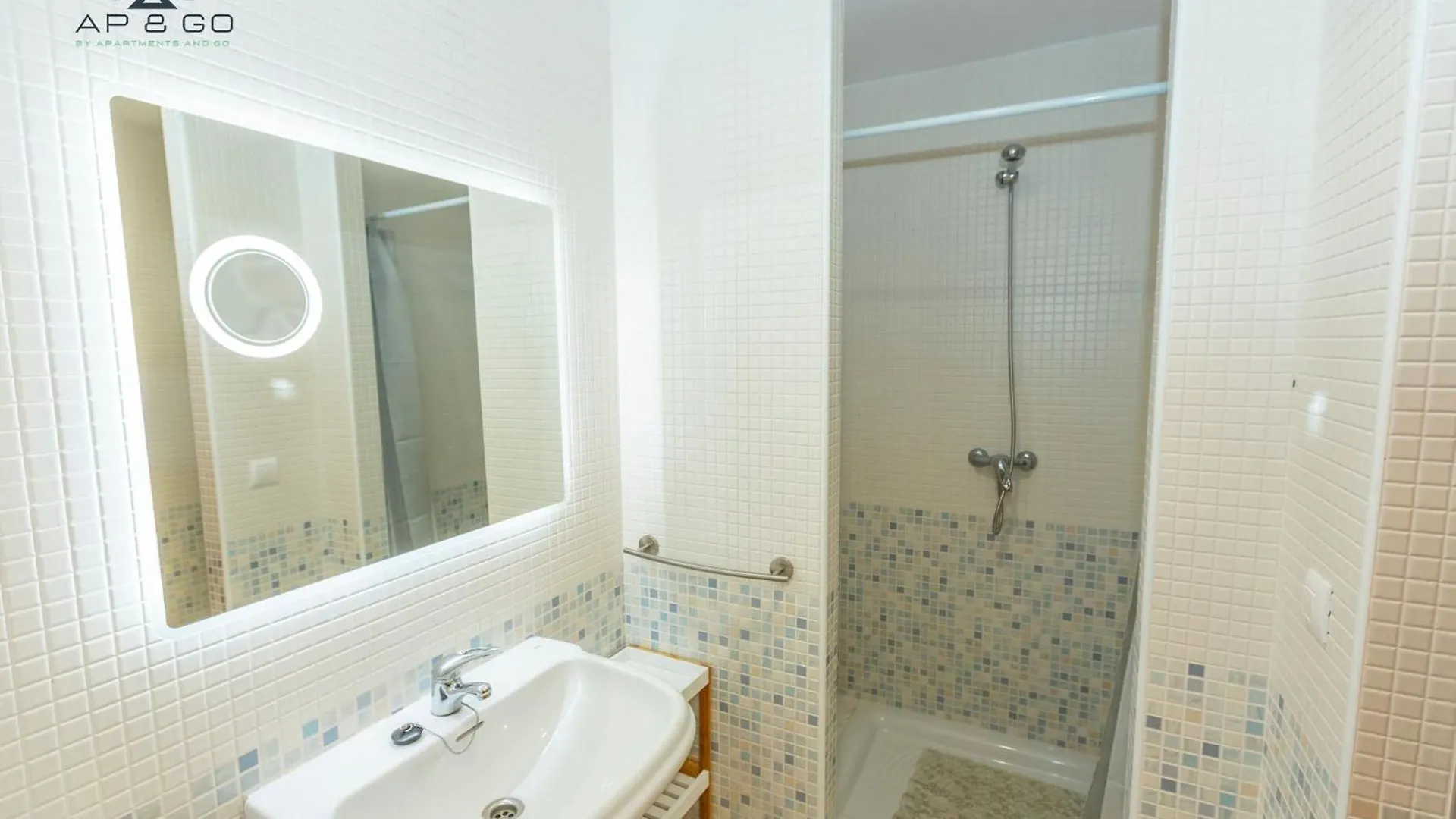 Adnania Seaviews & Pool Apartment Almunecar